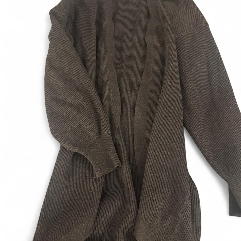 Aritzia Babaton charcoal cardigan